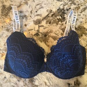 Victoria's Secret Blue Lace Bra (looks black also)